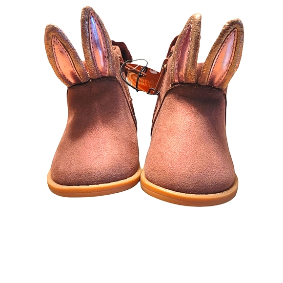 no brand Other - 5/$25 baby girl suede bunny boots